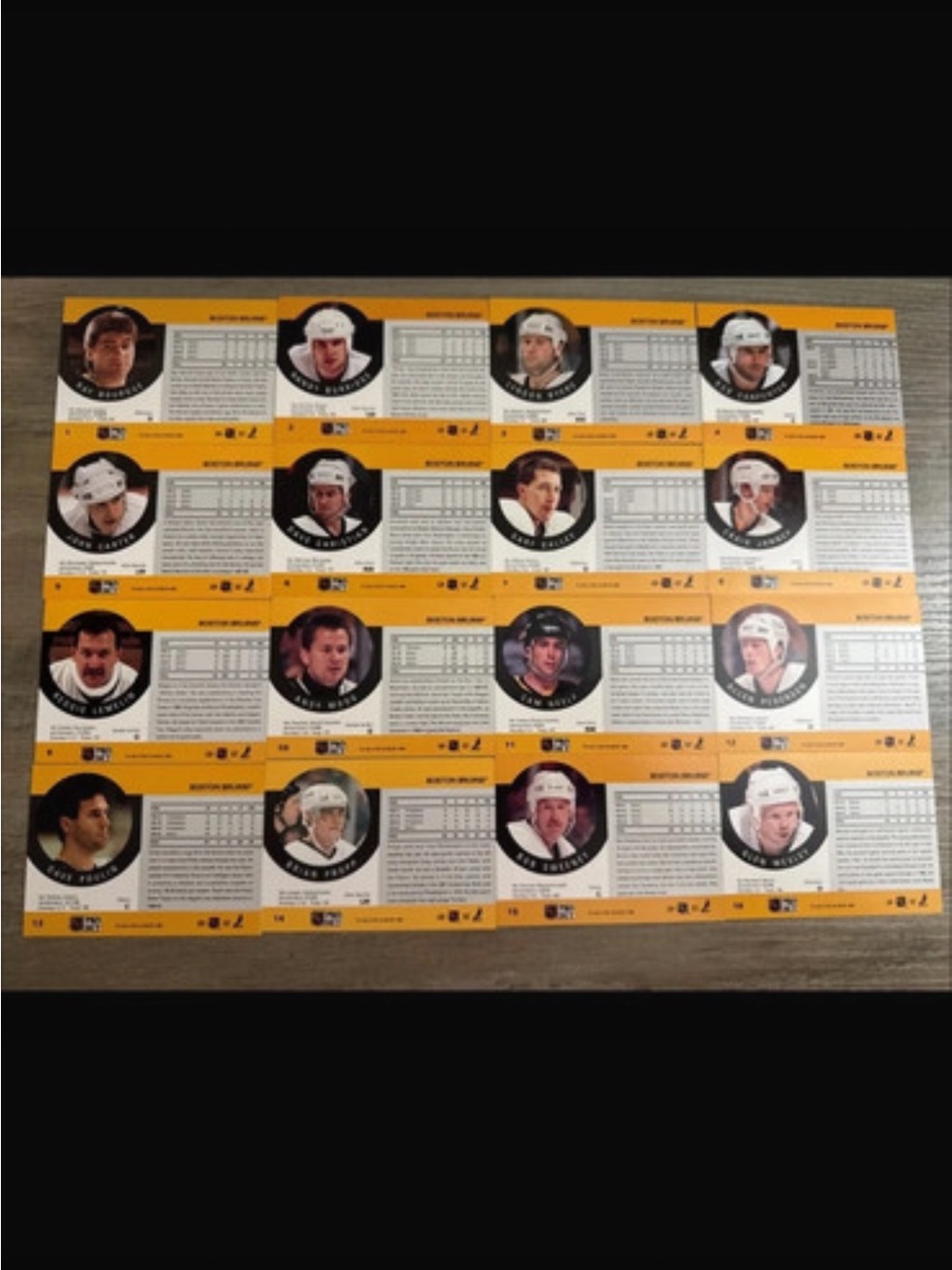Boston Bruins 1990 Pro Ice Hockey Set of 16 Trading Cards